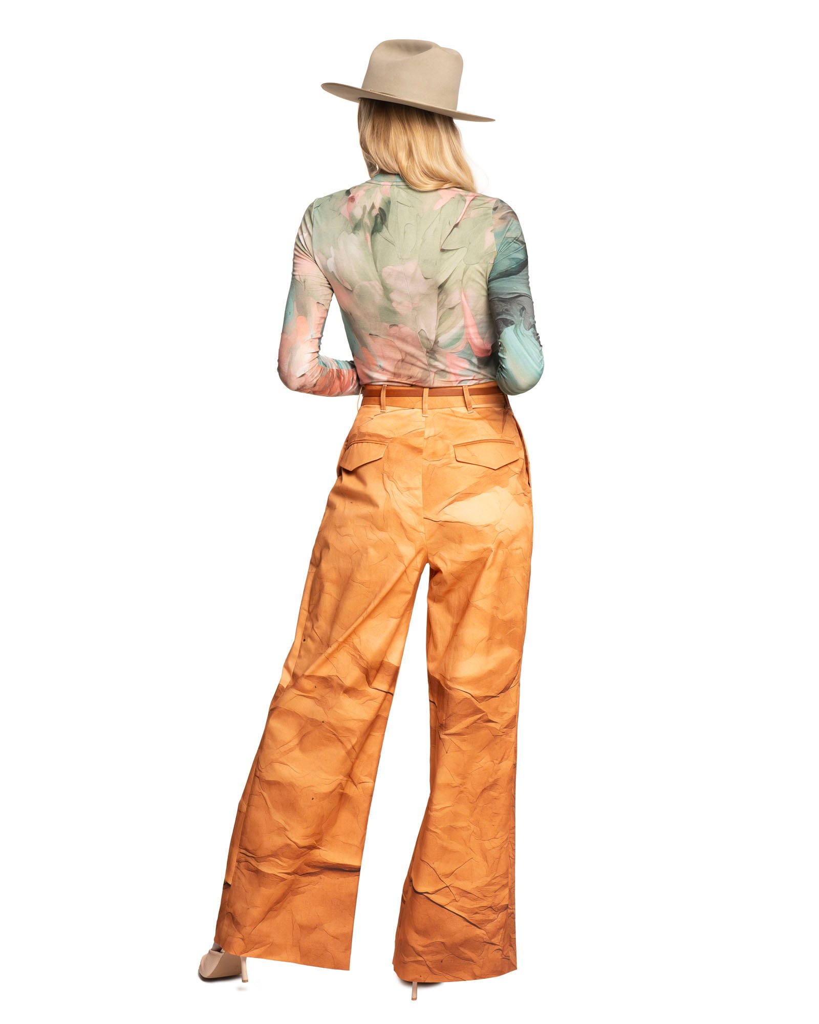 Sophie Tee | Sunset Surf